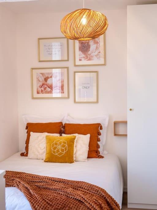 Le Cocoon - Appartement Dans Maison Du Xviieme Siecle Fougères Екстериор снимка